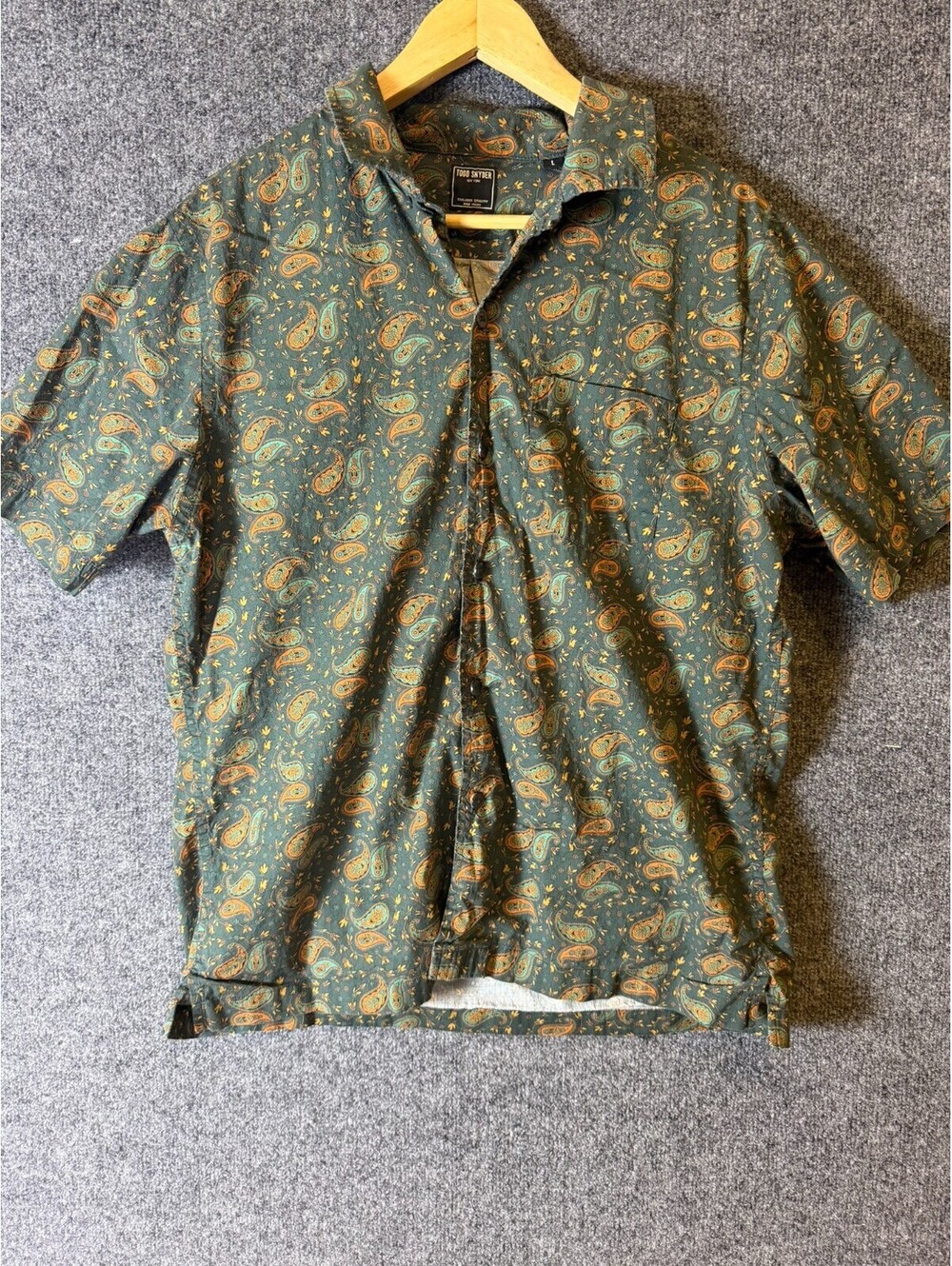 Todd Snyder Mens Large Green Paisley Short Sleeve Button Up Shirt Camp Collar